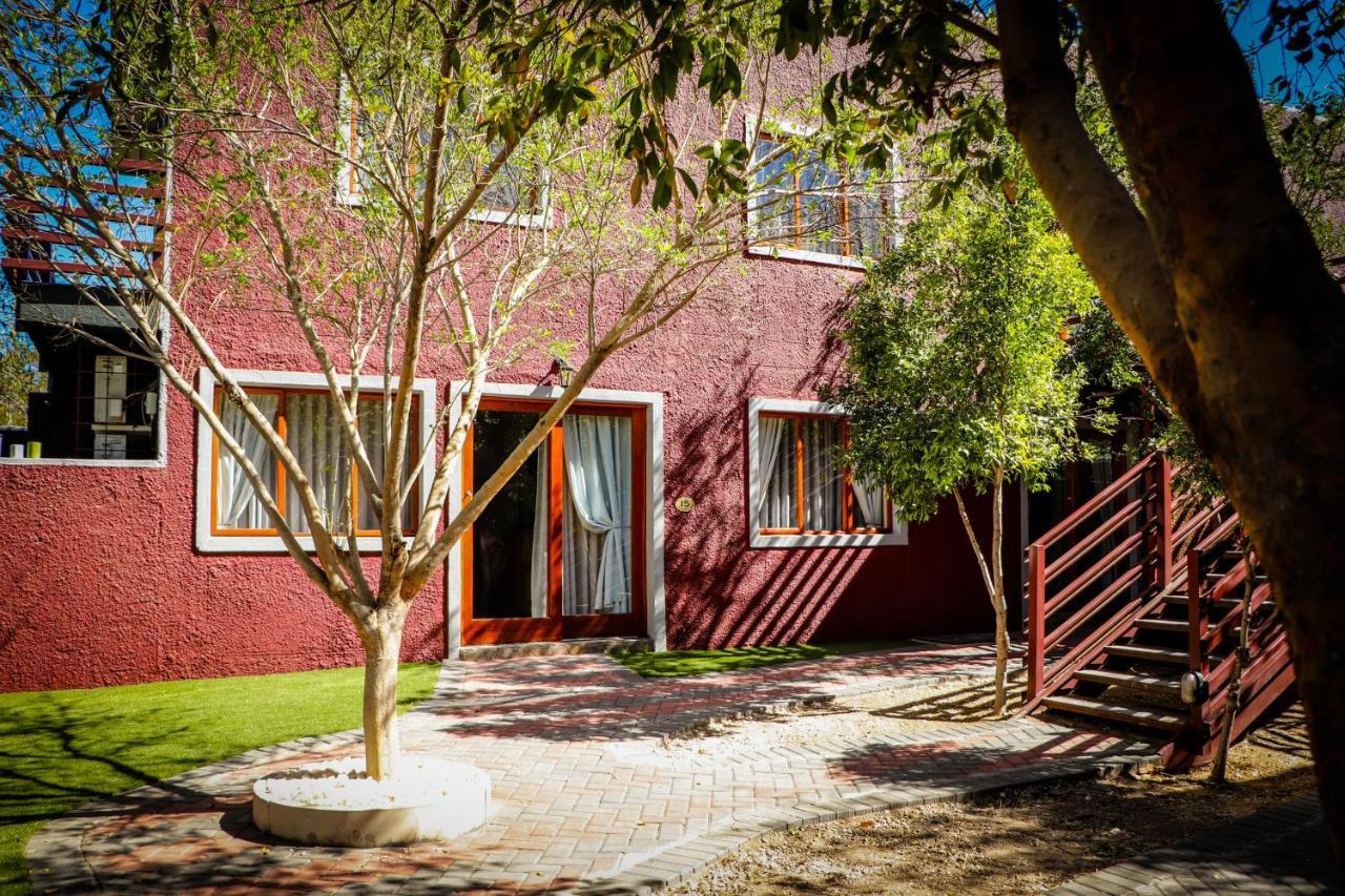 Windhoek Gardens Boutique Hotel Екстериор снимка