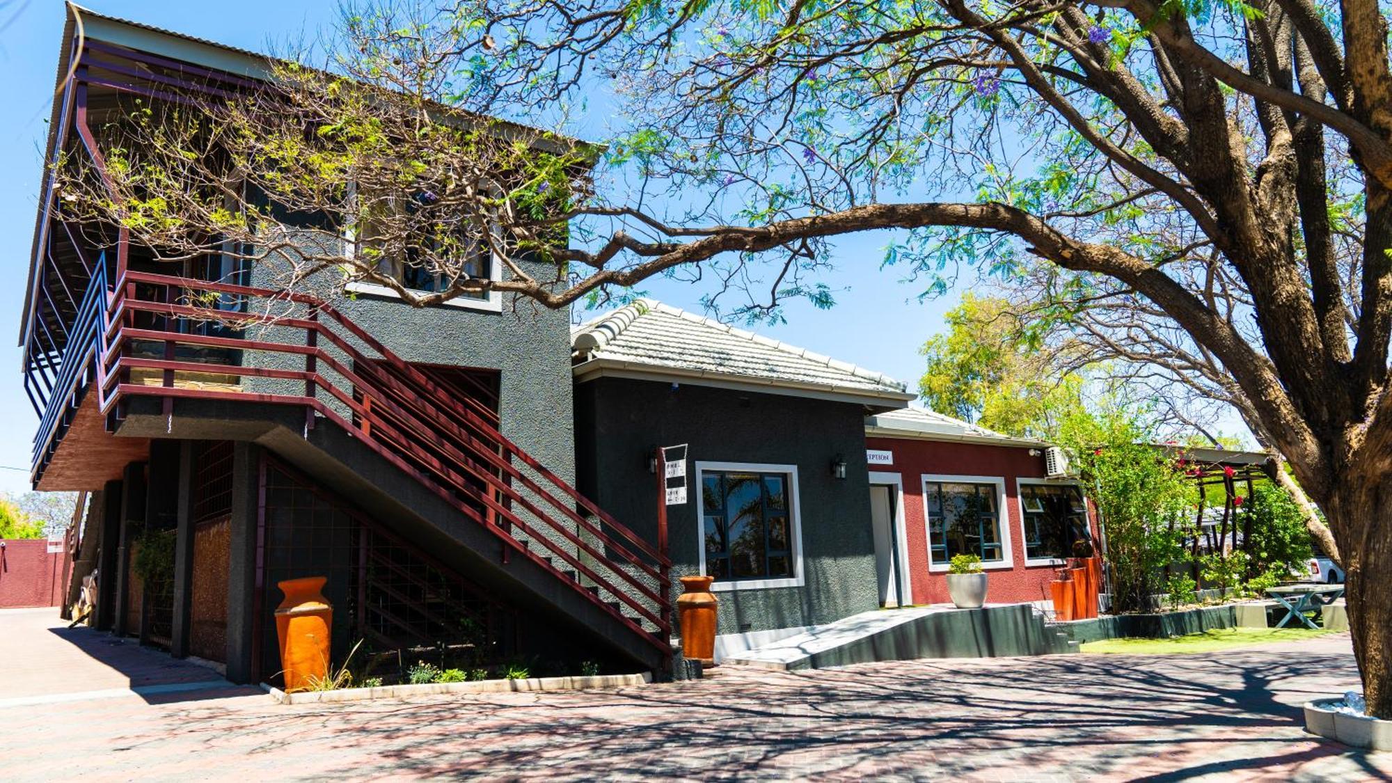 Windhoek Gardens Boutique Hotel Екстериор снимка
