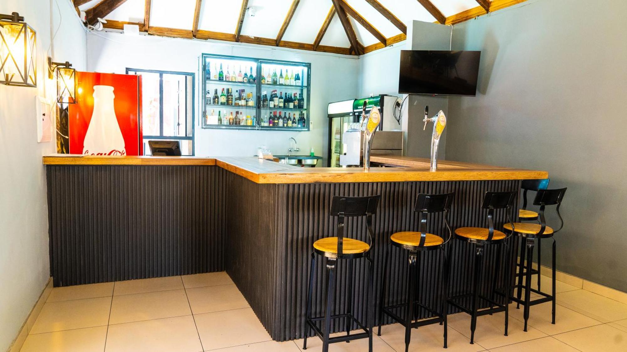 Windhoek Gardens Boutique Hotel Екстериор снимка