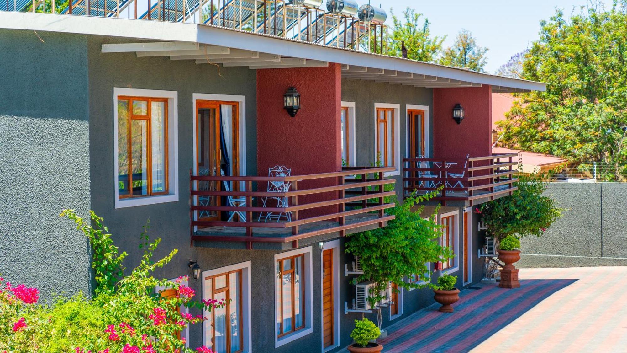Windhoek Gardens Boutique Hotel Екстериор снимка