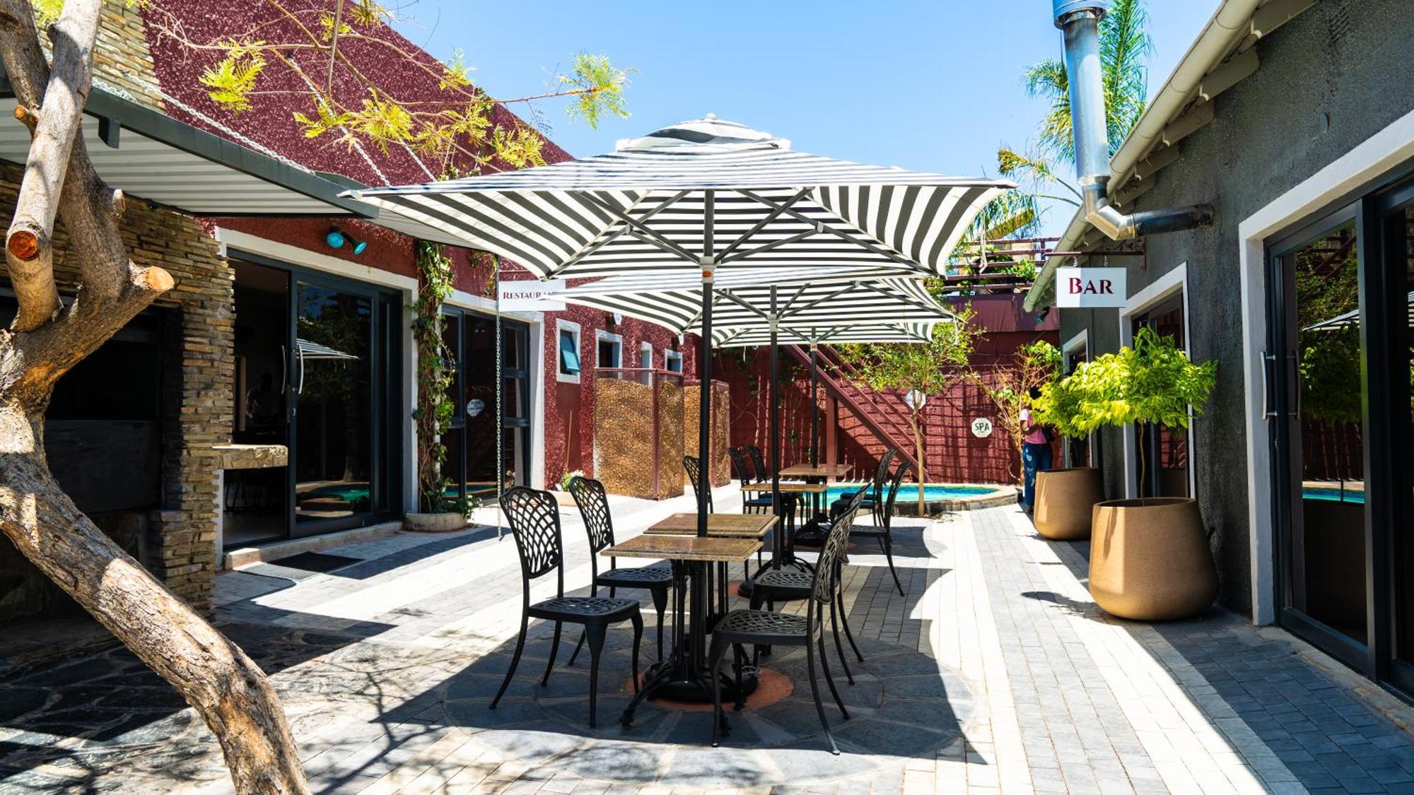 Windhoek Gardens Boutique Hotel Екстериор снимка