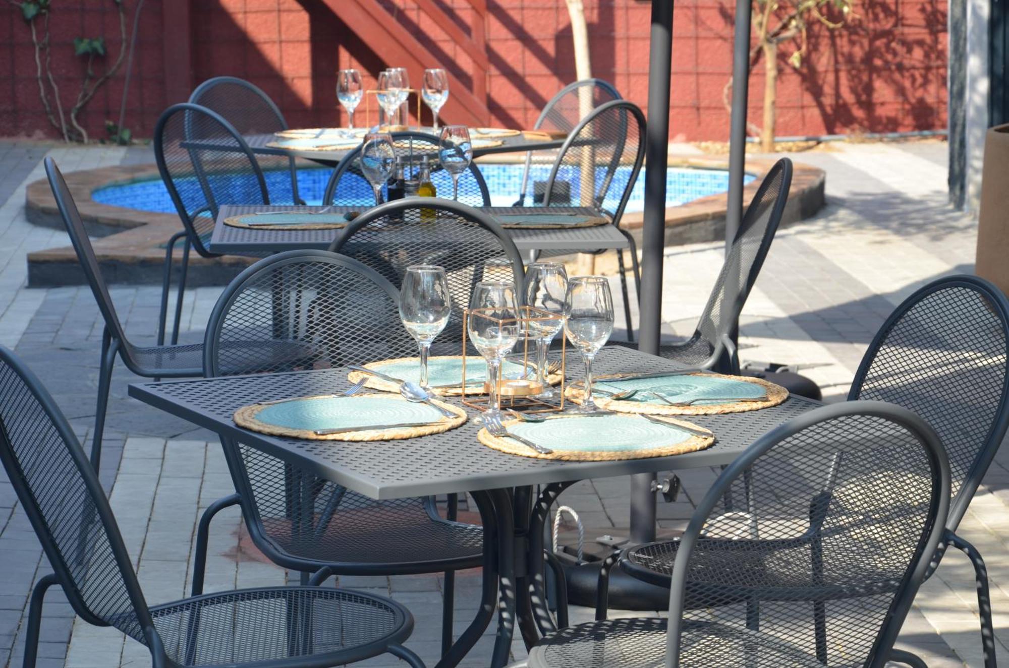 Windhoek Gardens Boutique Hotel Екстериор снимка