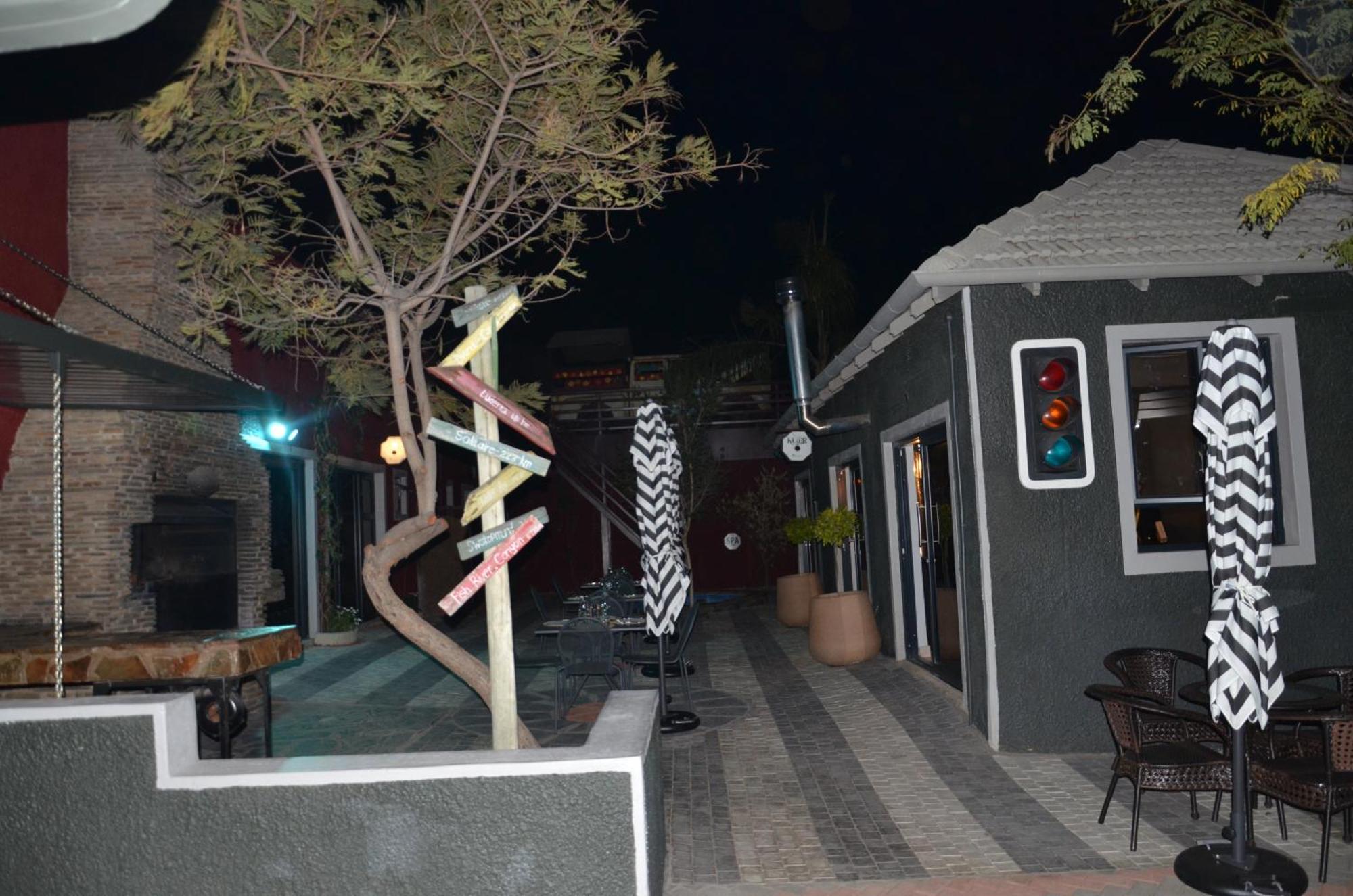 Windhoek Gardens Boutique Hotel Екстериор снимка